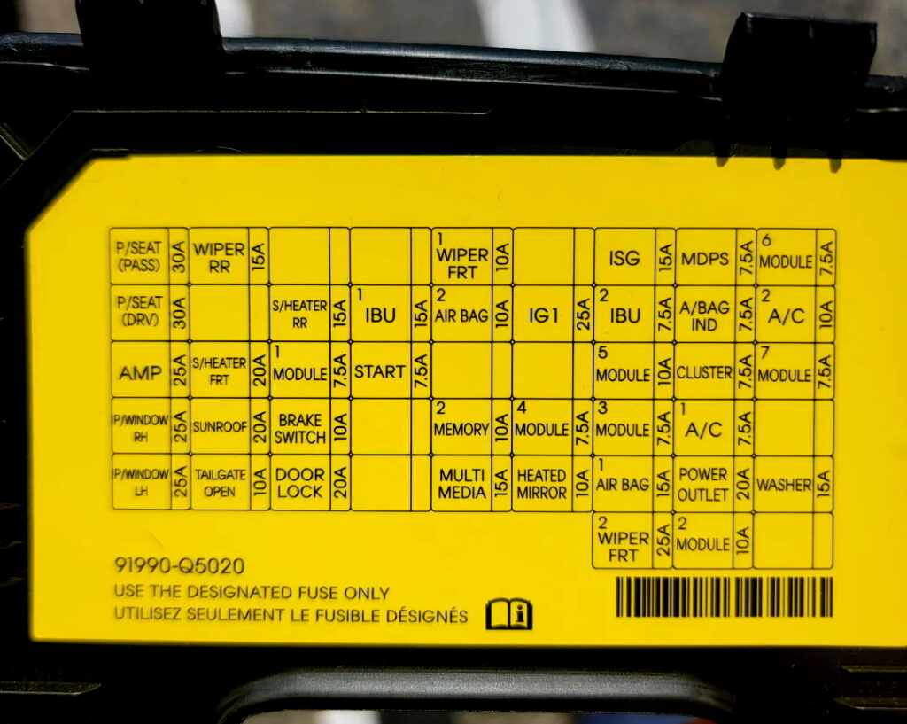 схема с обратной стороны крышки блока