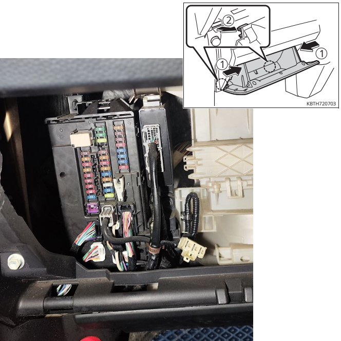 Блок предохранителей Тойота Танк