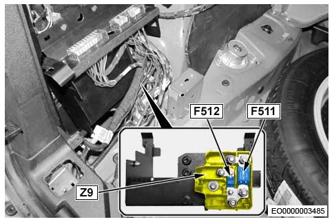 Дополнительный блок в багажнике