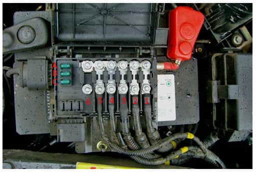 Схема блока на АКБ