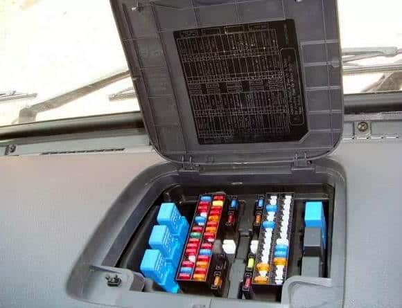 Фото блока в салоне донг фен