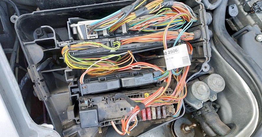 Фото пример блока 2 под капотом