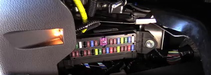 Фото пример блока в салоне тойота тундра