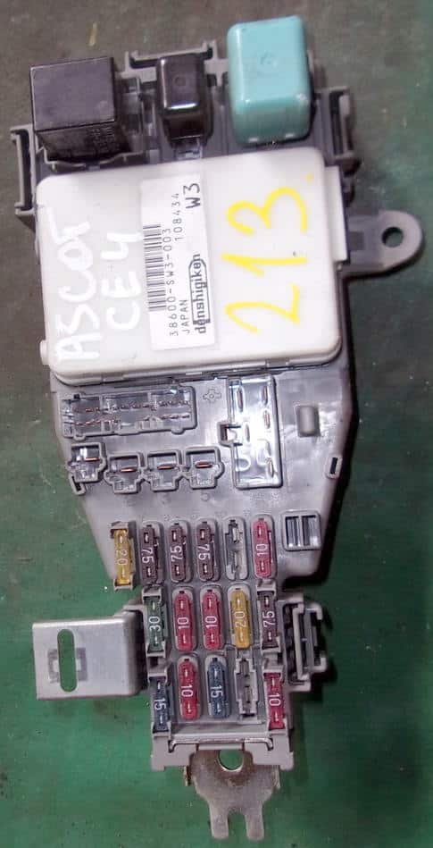 Фото блока в салоне