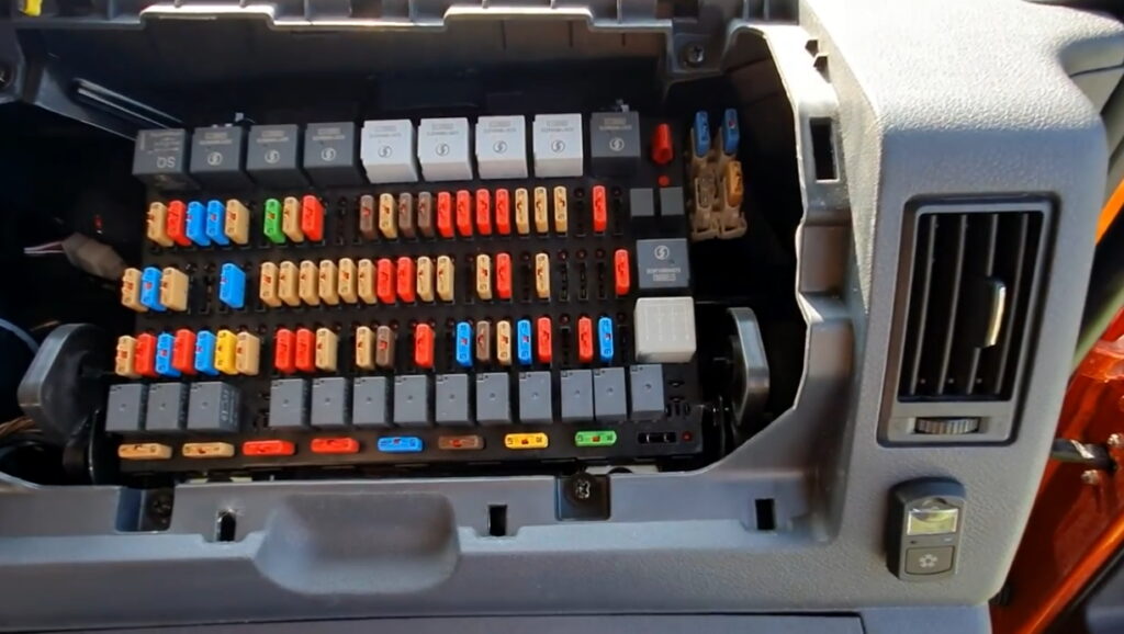 блок в салоне шахман х3000