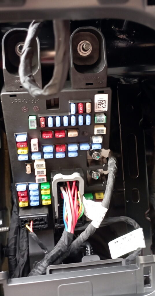 Блок в салоне