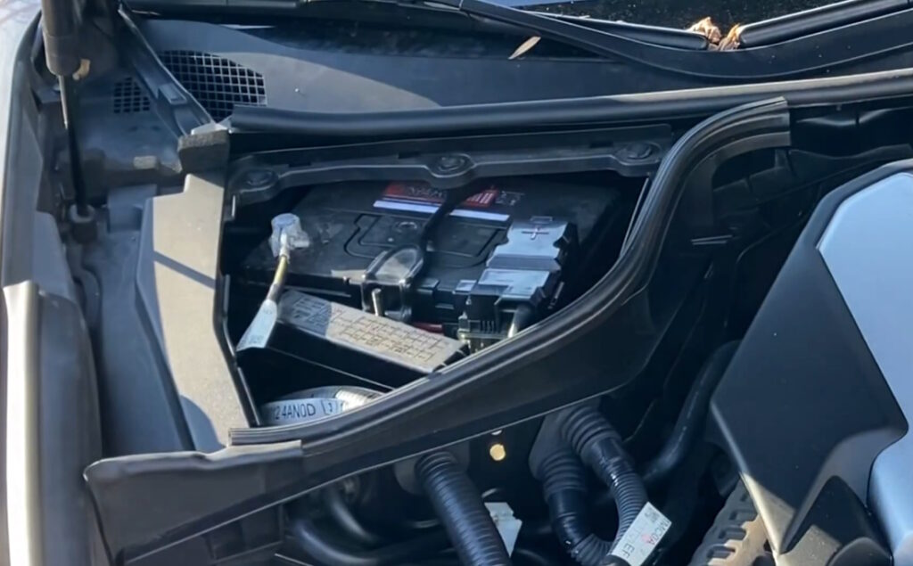 блоки под капотом инфинити