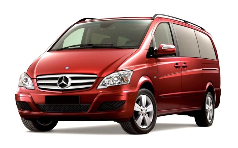 mercedes benz v class w639.jpg