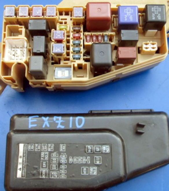 Фото пример блока под капотом