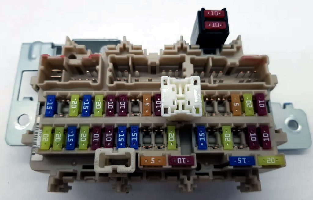 Фото блока в салоне