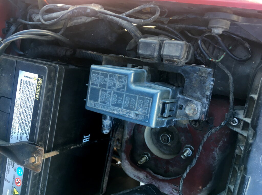 фото блока под капотом