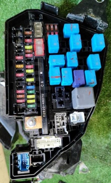 Фото пример блока под капотом