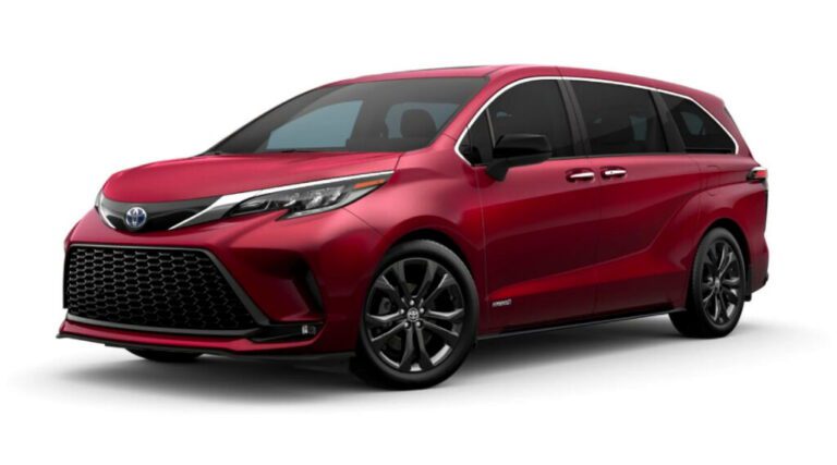 toyota sienna 4 scaled.jpg