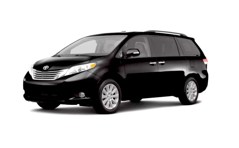 toyota sienna.jpg