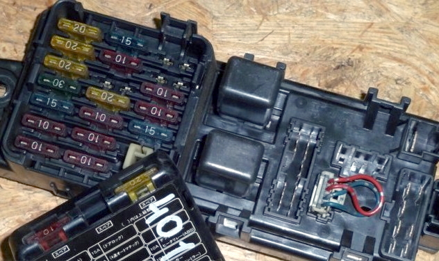 Фотография блока в салоне