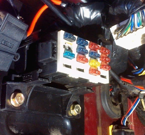 Блок в салоне