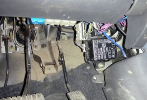 Блок для право рульных машин