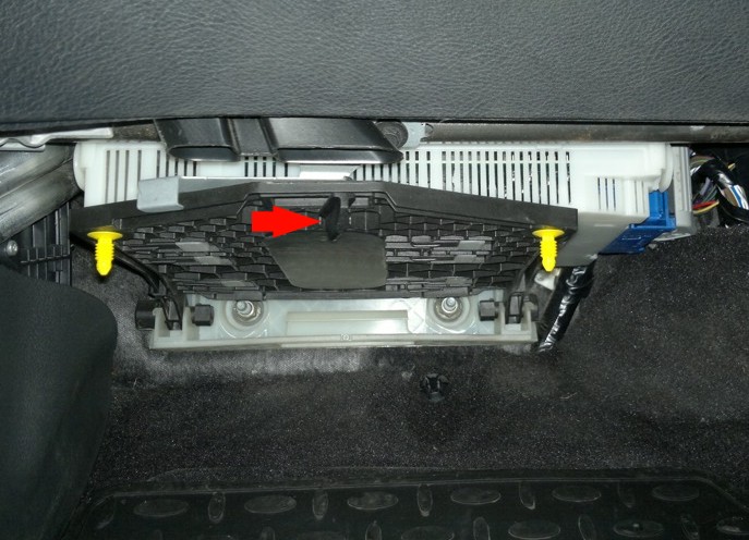 Блок под капотом мондео 4