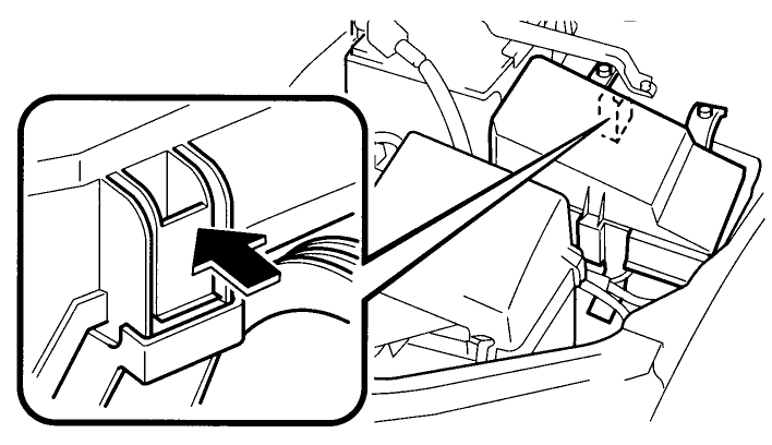 Доступ к блоку под капотом мазда 6 gh