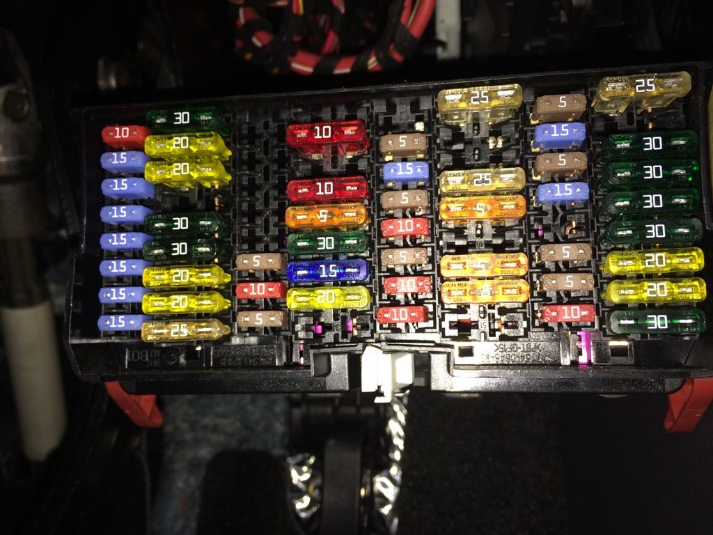 Фото блока в салоне 2014