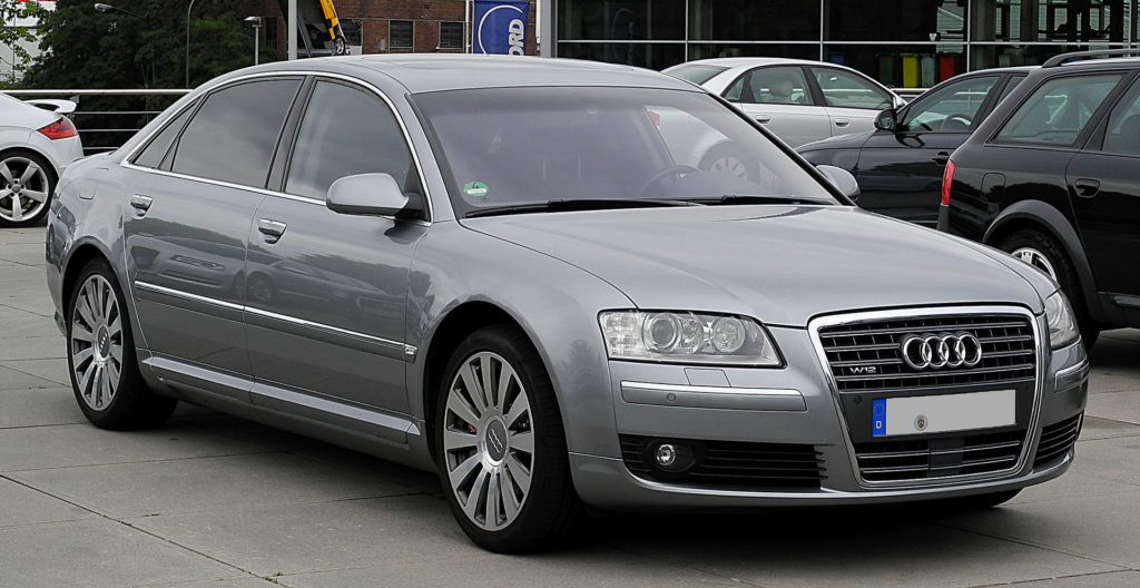 audi a8.jpg