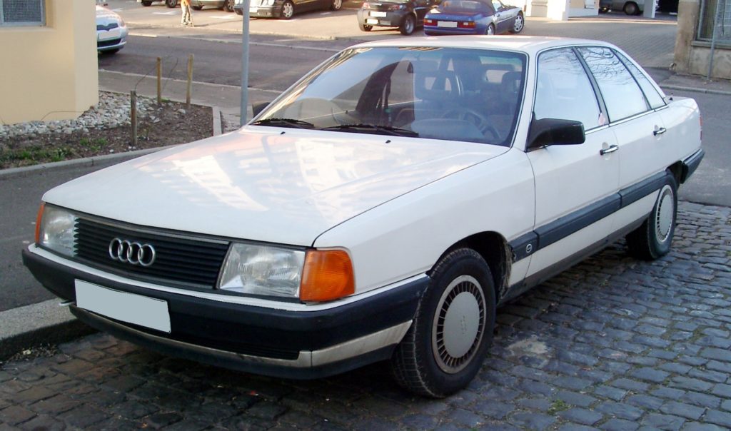 audi 100 c3.jpg