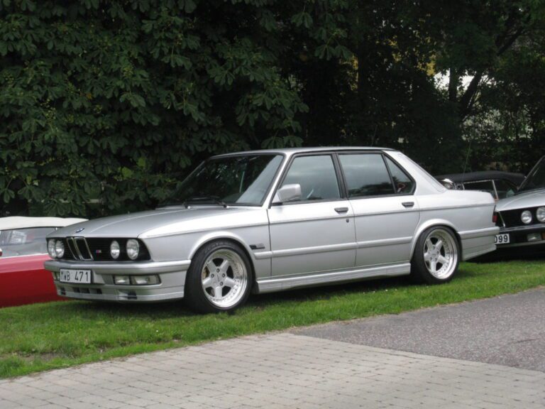 bmw e28.jpg