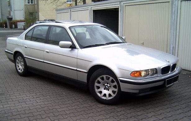 bmw e38 foto.jpg