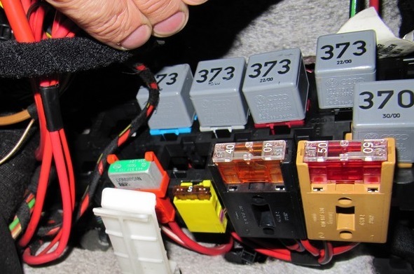 дополнительный 8 контактный блок реле пассат б5