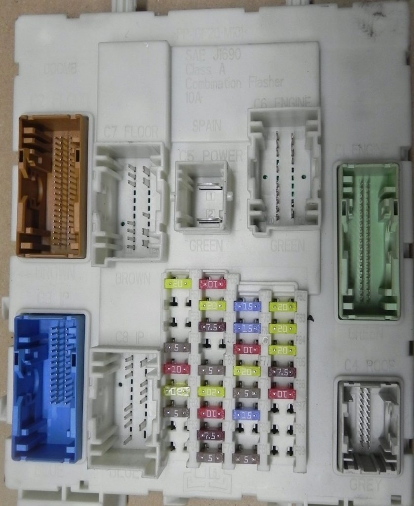 Фото блока в салоне Ford C-Max 2011-2017