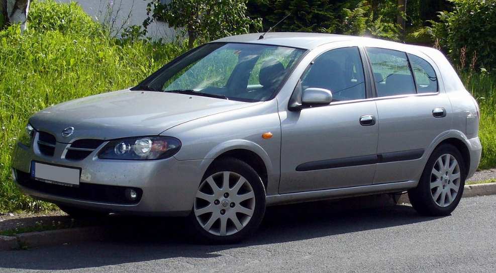 nissan almera n15.jpg