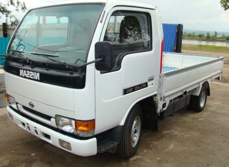 nissan atlas foto.jpg