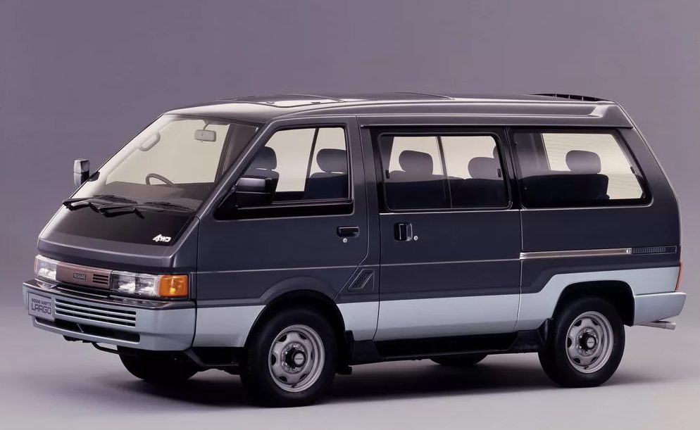 nissan largo foto.jpg
