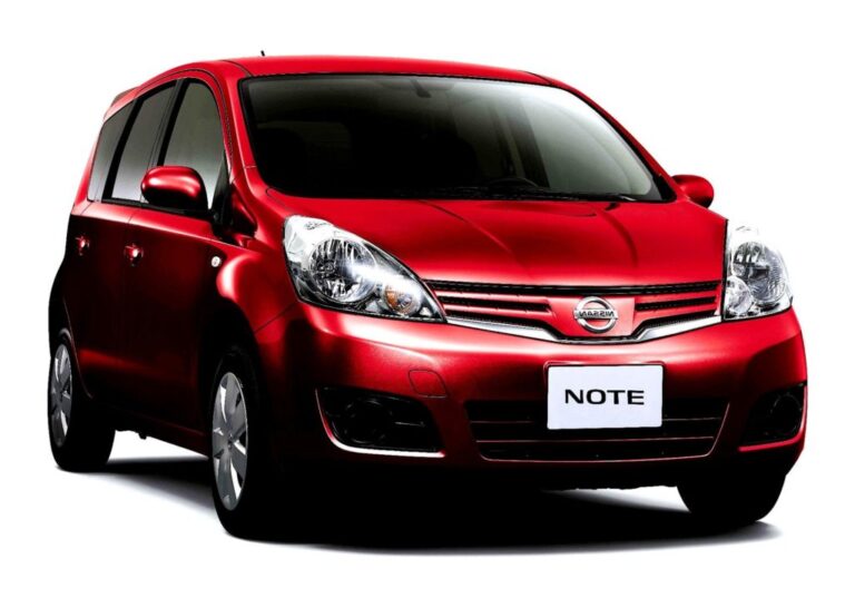 nissan note zastavka.jpg