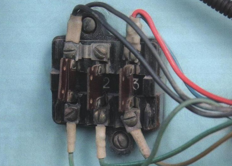 Блок предохранителей старого образца