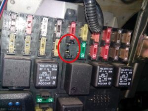 предохранитель прикуривателя