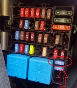 предохранитель прикуривателя логан 2