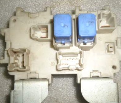 реле за блоком