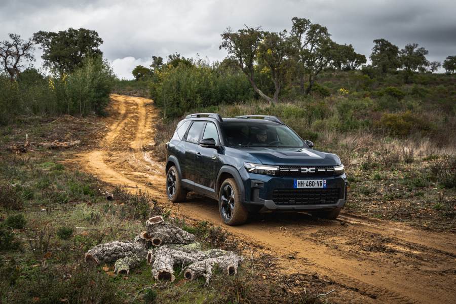 dacia bigster hybrid g 150 4x4 5.jpg