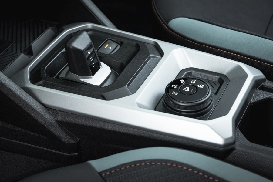 Dacia Duster Hybrid G-150 4x4