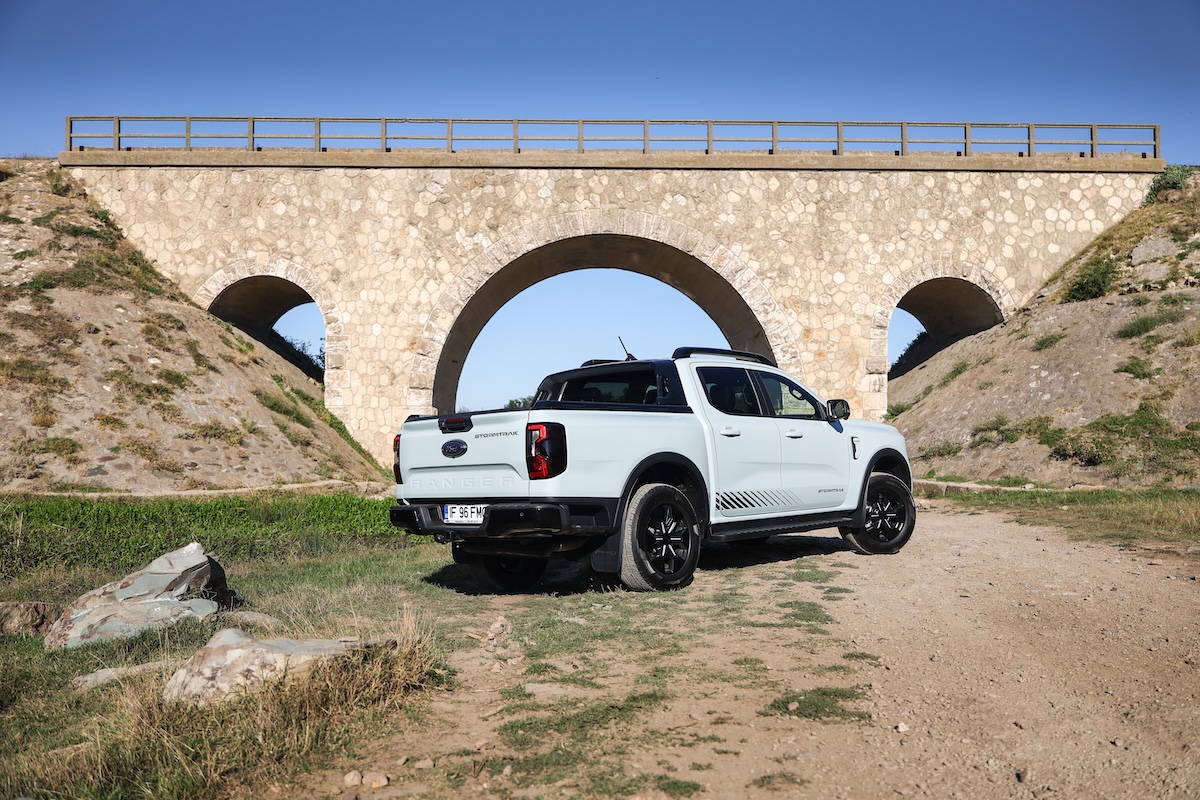 Ford Ranger PHEV - test
