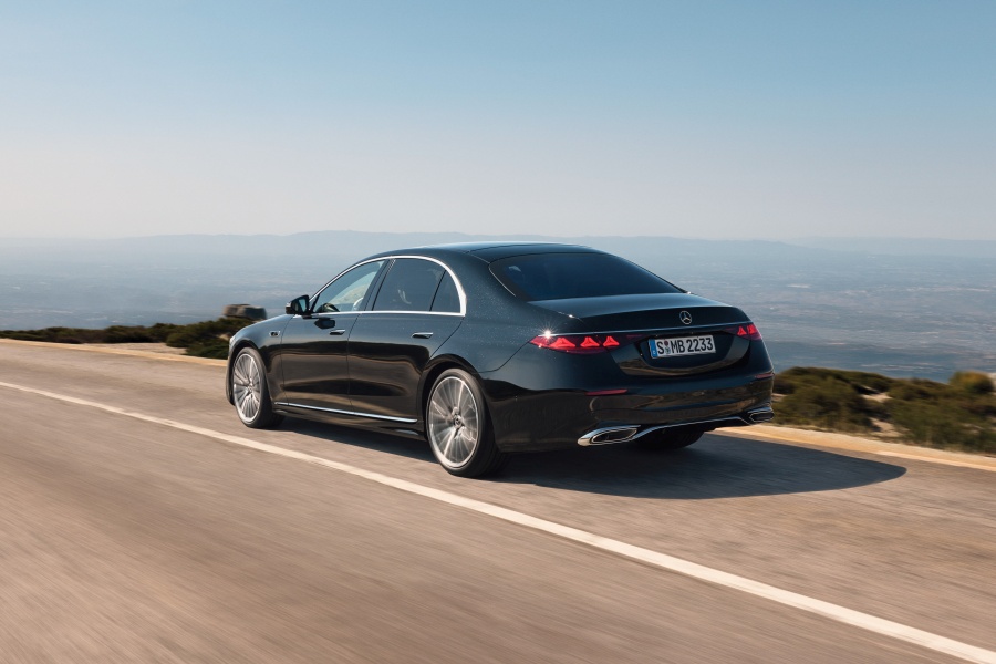 Mercedes S-Class facelift 2026