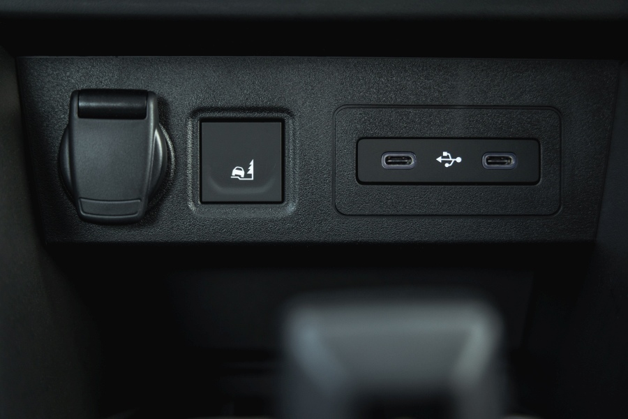 test Dacia Jogger Hibrid 155 2026