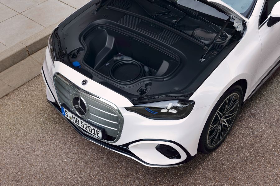 Mercedes C-Class EQ 2026