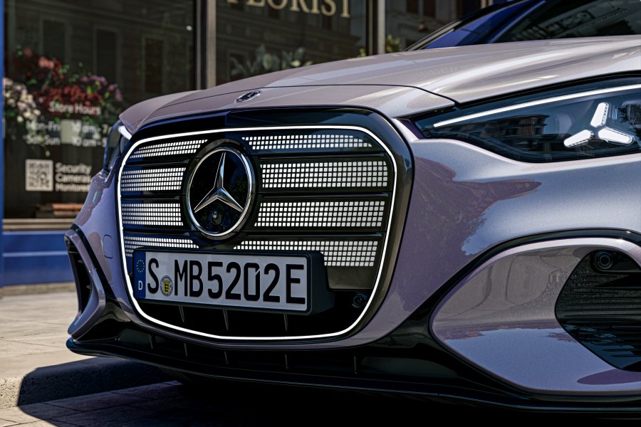Mercedes C-Class EQ 2026