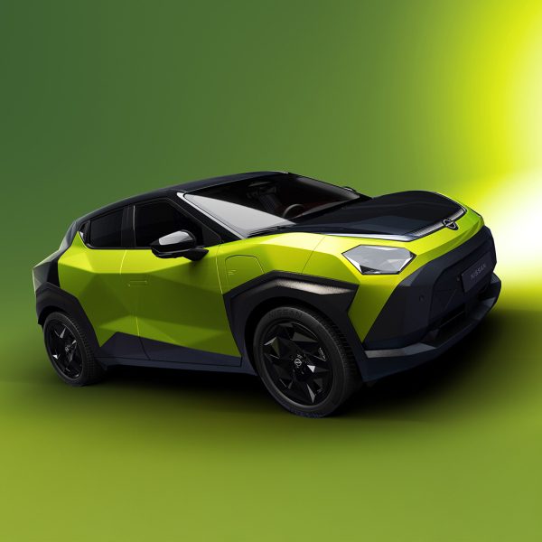 Nissan Juke electric 2027